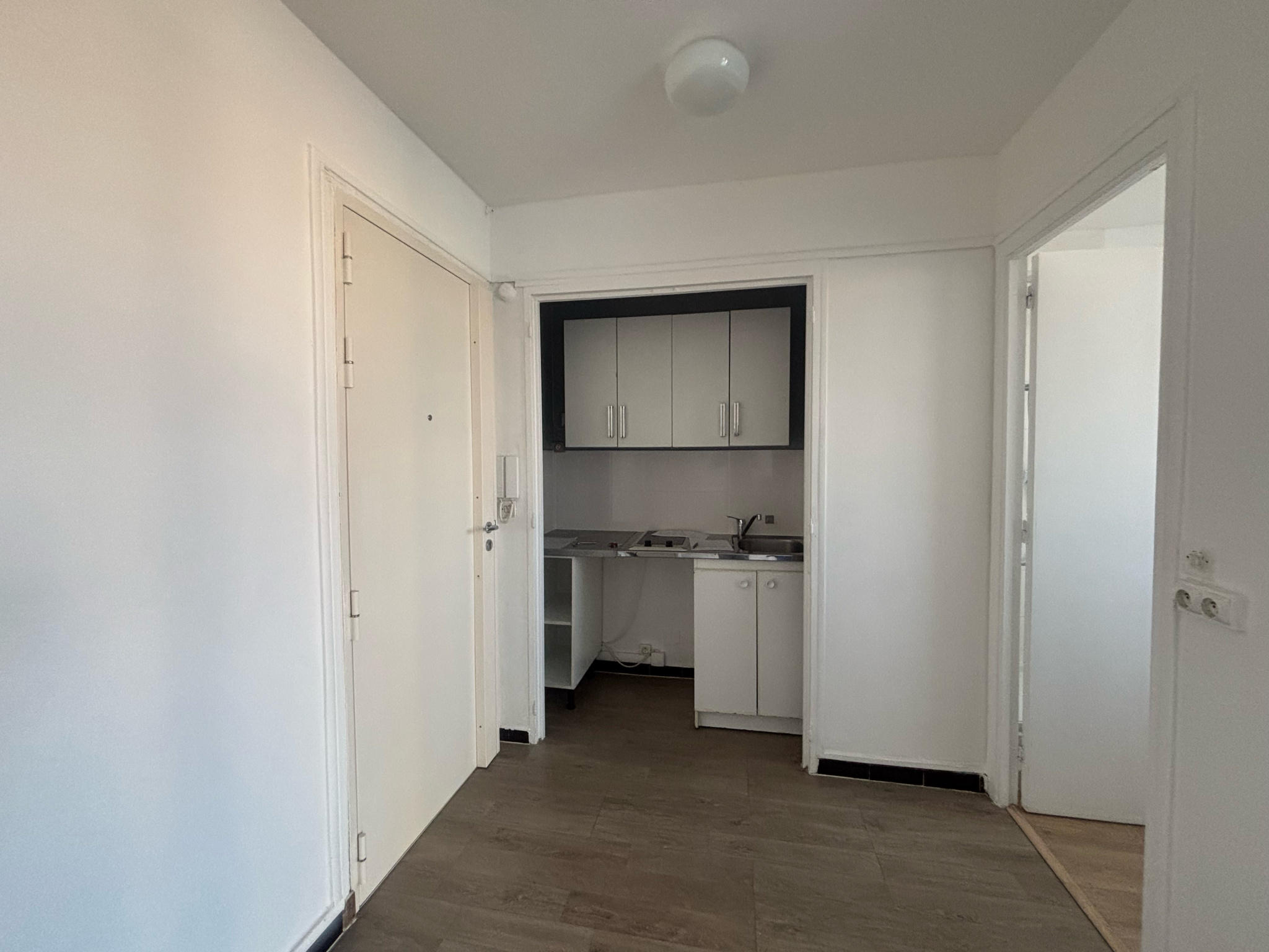 Studio à louer à Marseille, 22 m², 1 pièce – photo 2 sur 4
